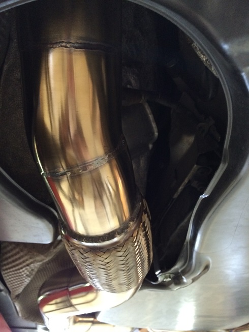 Mercedes AMG V8 udstødningsrør svejsning