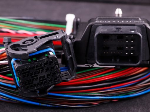 Billede af MaxxECU MINI STANDARD (ECU, harness and accessories)