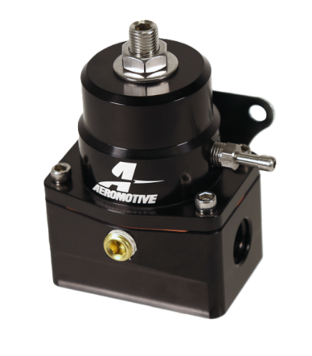 Billede af Aeromotive A1000 EFI brændstoftrykregulator 2x AN6 ORB / 1x AN6 ORB sort