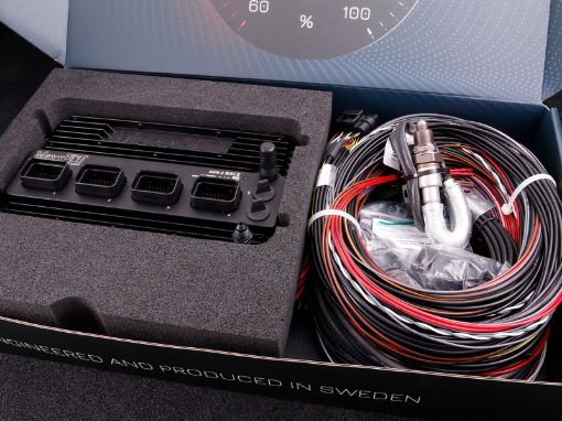 Billede af MaxxECU GEN2 RACE, with LSU 5.2, flying lead install kit